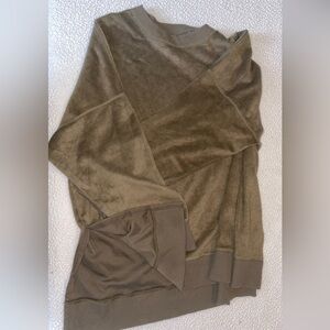 Aerie sweatshirt olive green